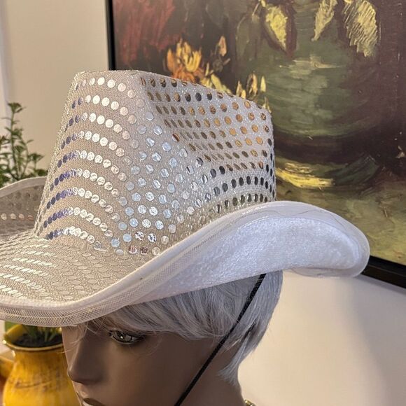 Stylish White and Silver Women's Cowboy Hat (lights up with three settings) NWOT - Picture 3 of 6